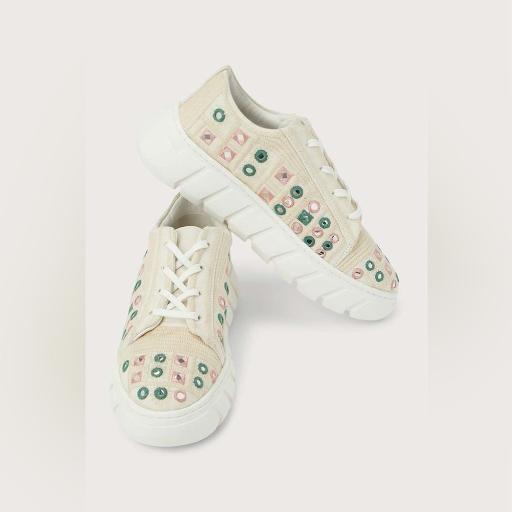 Free People Catch Me If You White Mirror Combo Crochet Sneakers Size 39 / 8.5